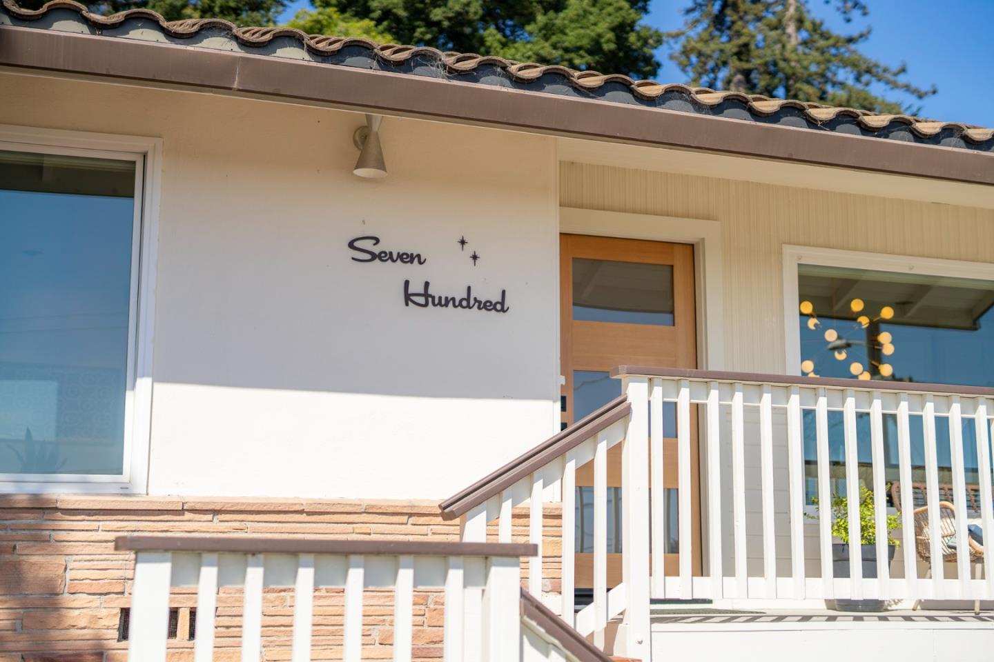 700 Escalona DR