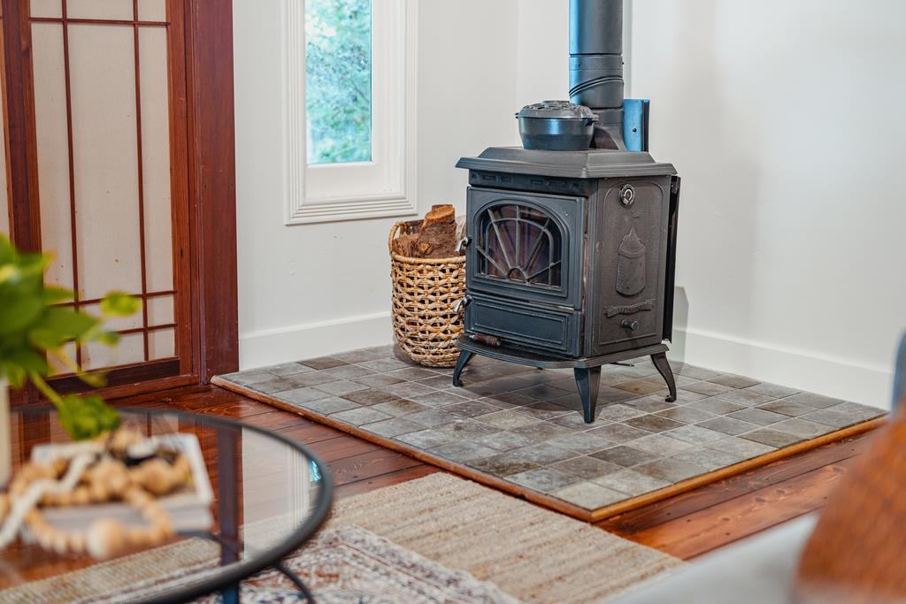 1000 Larkin Valley RD