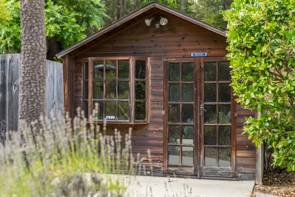 1000 Larkin Valley RD