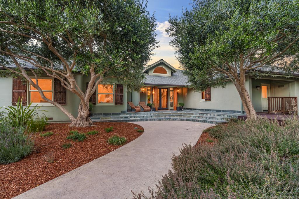 1000 Larkin Valley RD