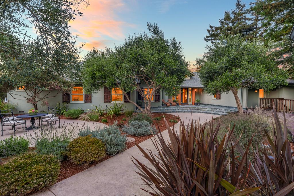 1000 Larkin Valley RD