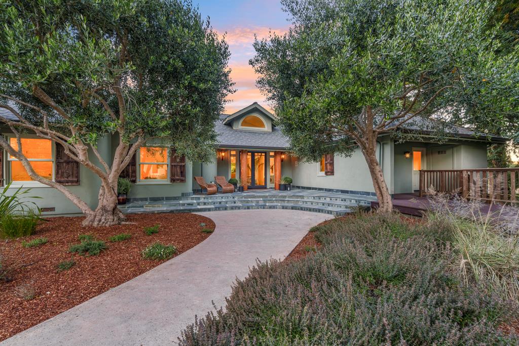 1000 Larkin Valley RD