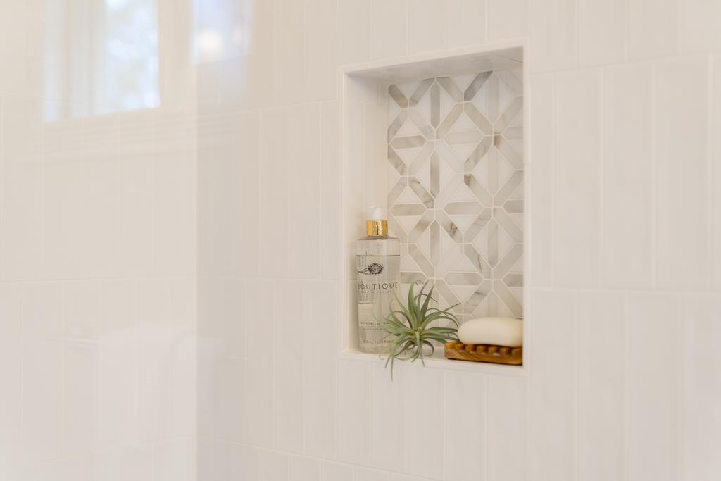 1000 Larkin Valley RD