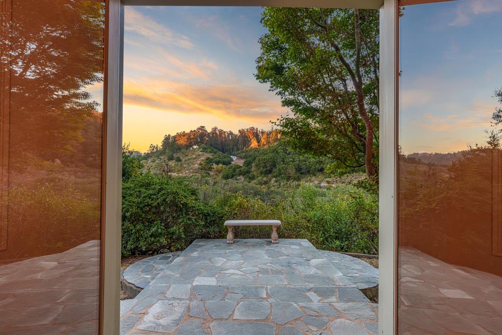 1000 Larkin Valley RD