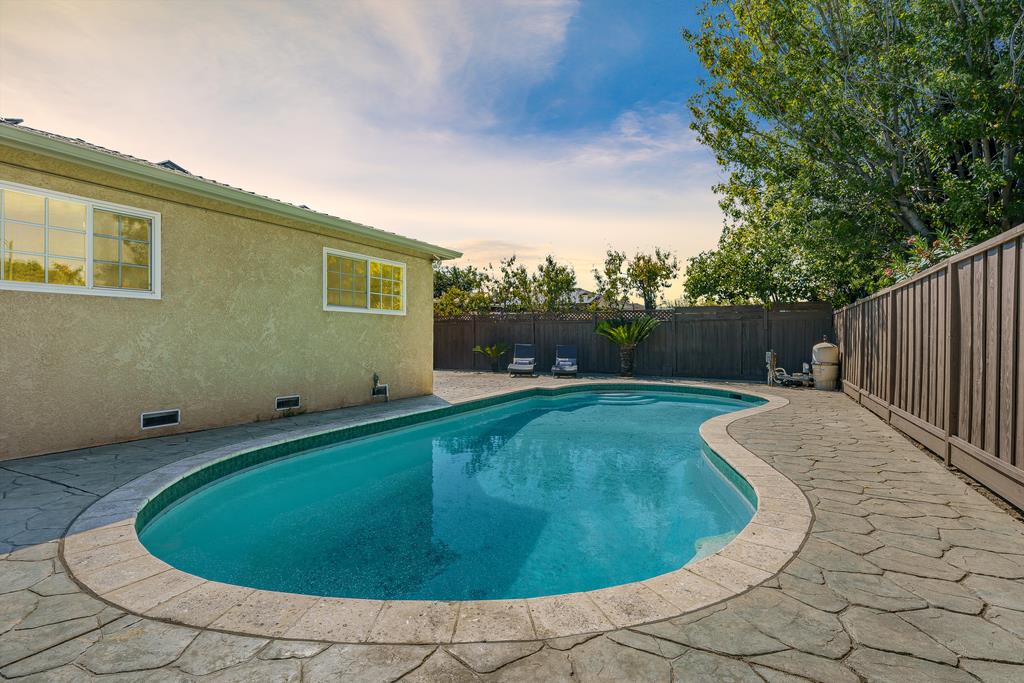 3011 Remington WAY
