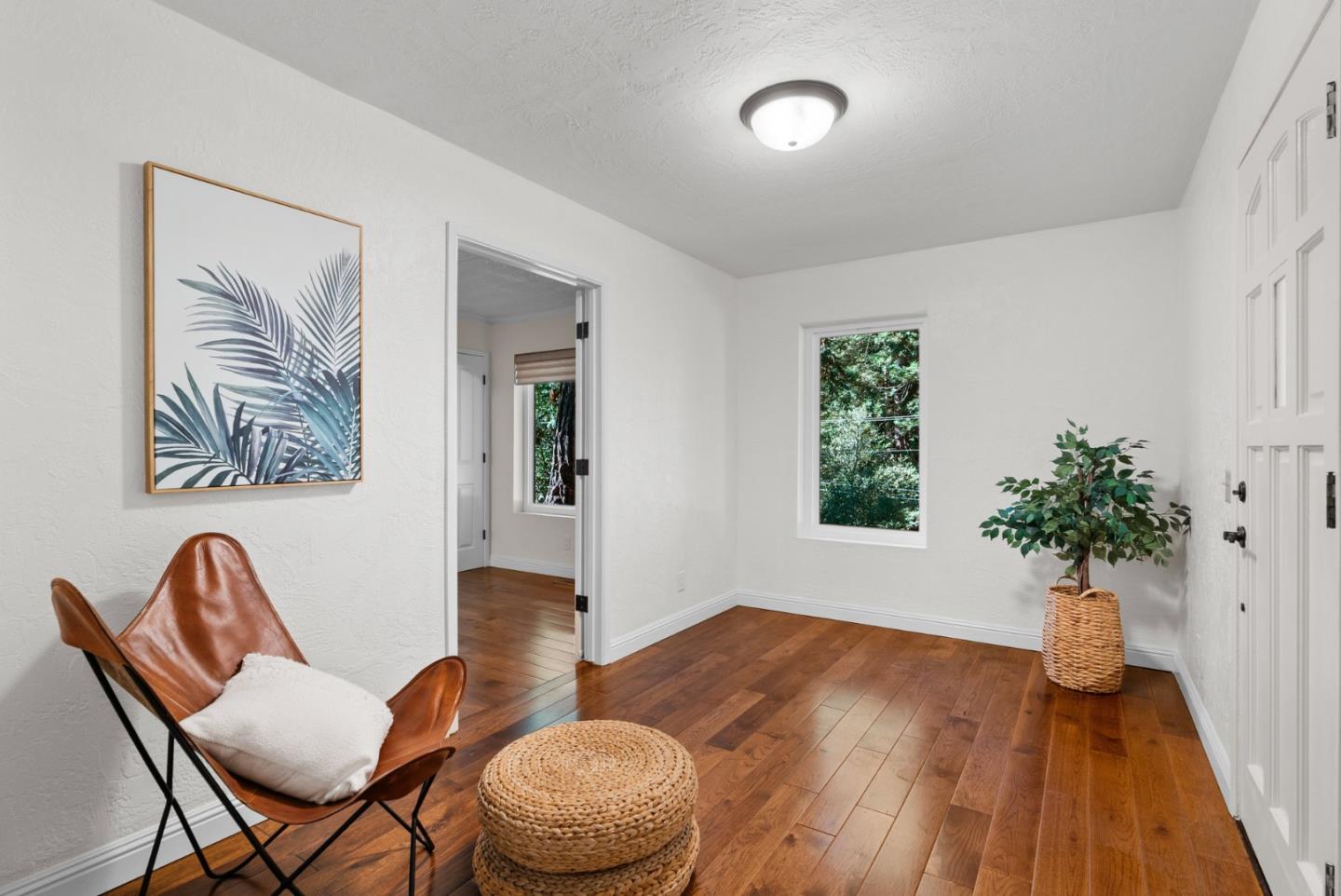 1252 Redwood DR