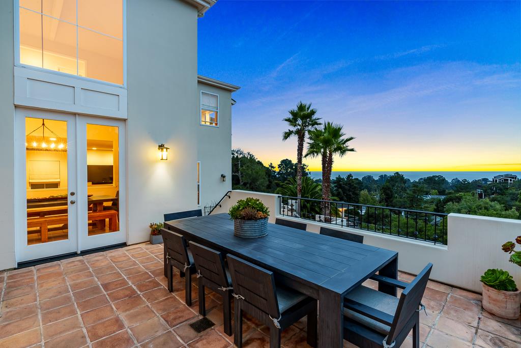 702 Vista Del Mar DR