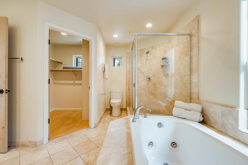 702 Vista Del Mar DR