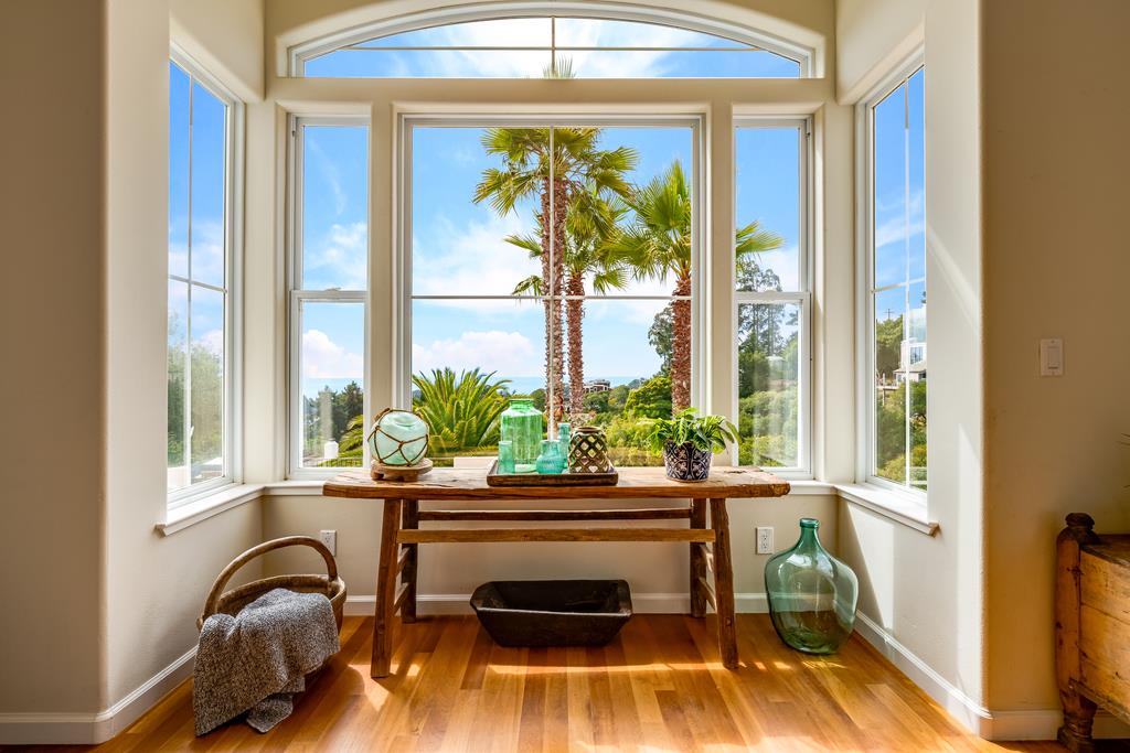 702 Vista Del Mar DR