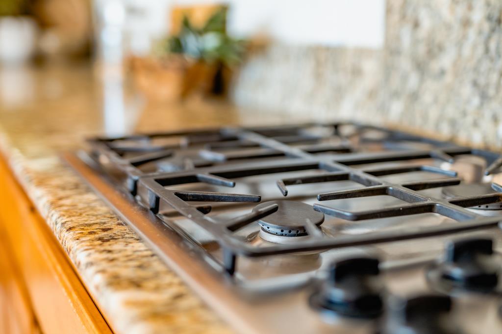 702 Vista Del Mar DR