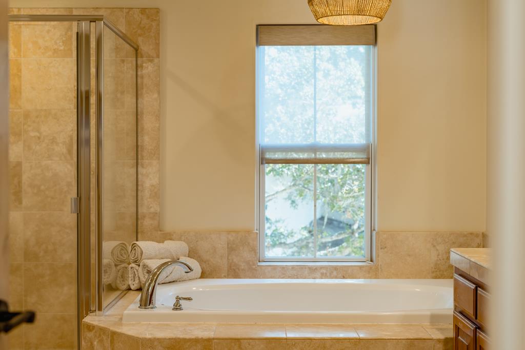 702 Vista Del Mar DR