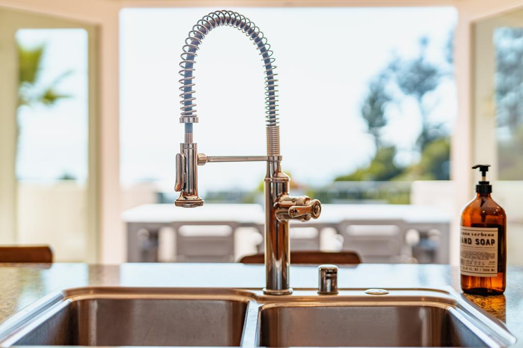 702 Vista Del Mar DR