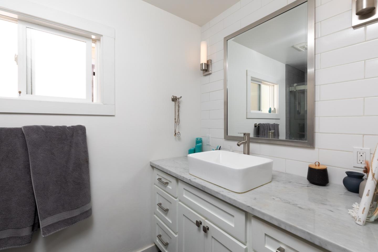 552 Bean Creek RD 76