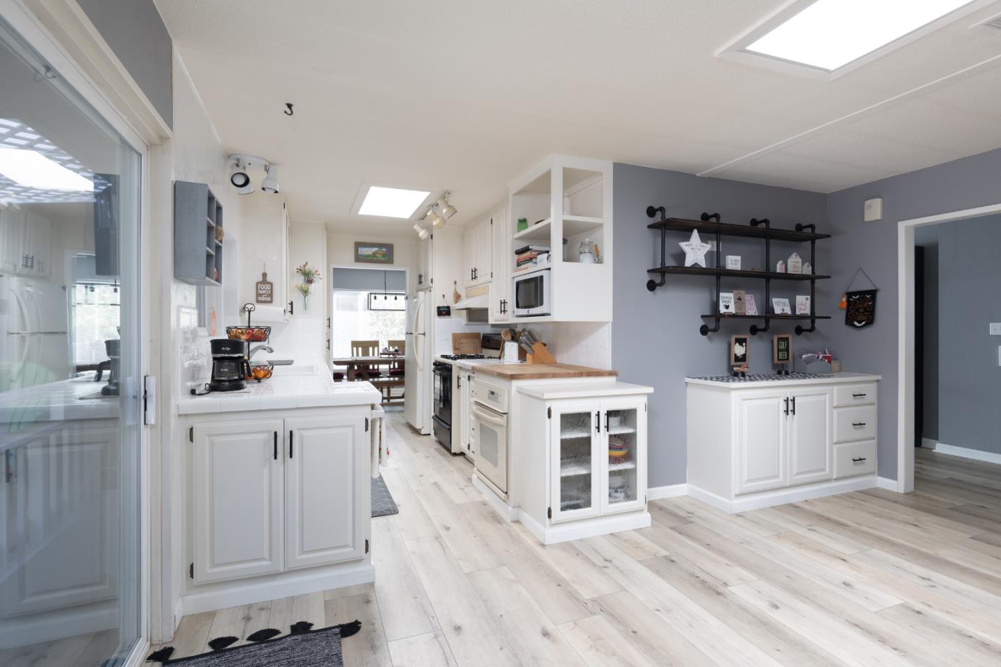 552 Bean Creek RD 76