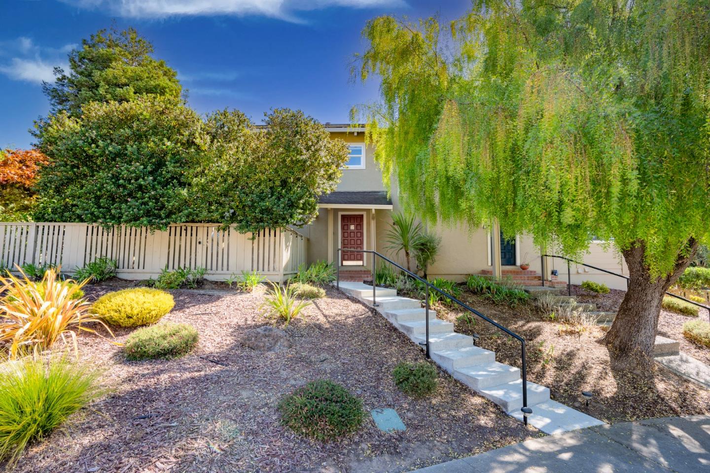 109 Vineyard CT