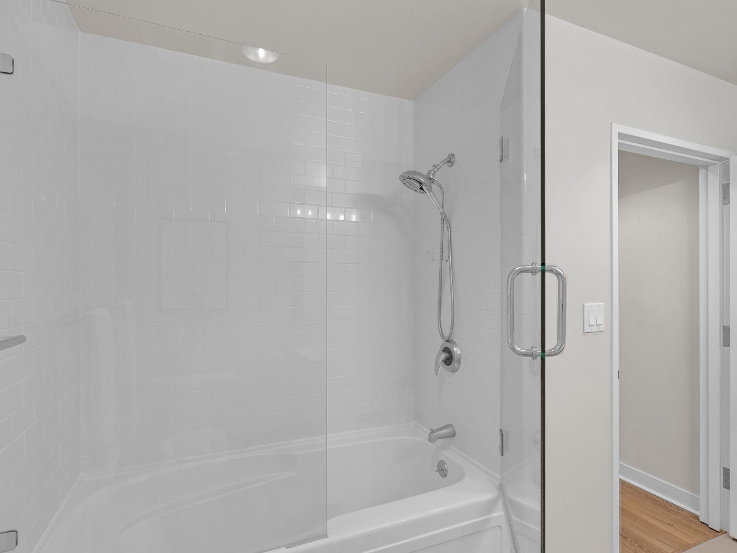 38 N Almaden BLVD 923