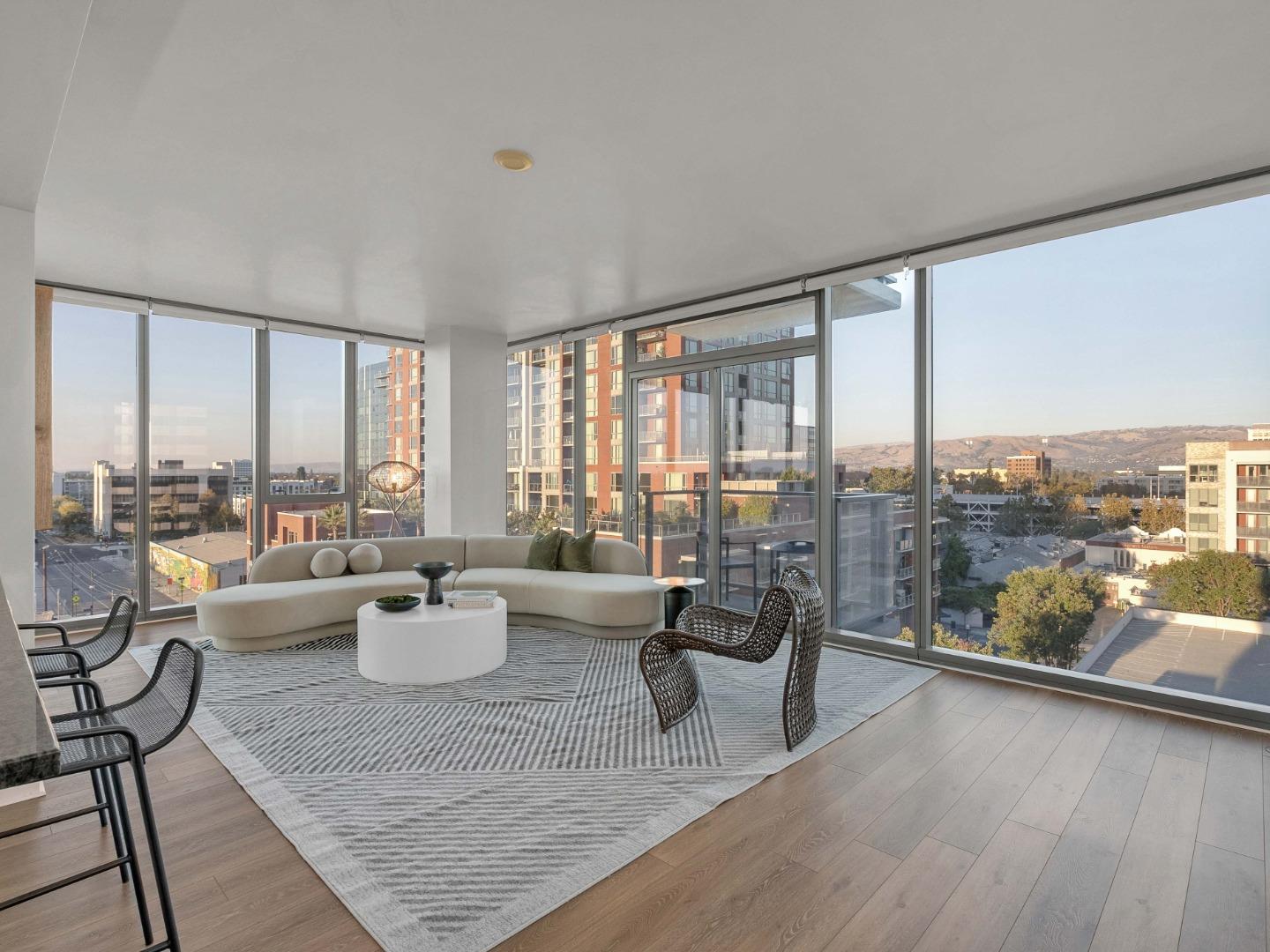 38 N Almaden BLVD 923