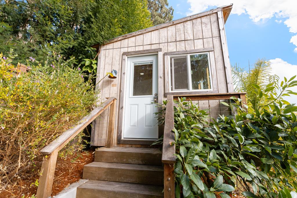 124 Grandview TER