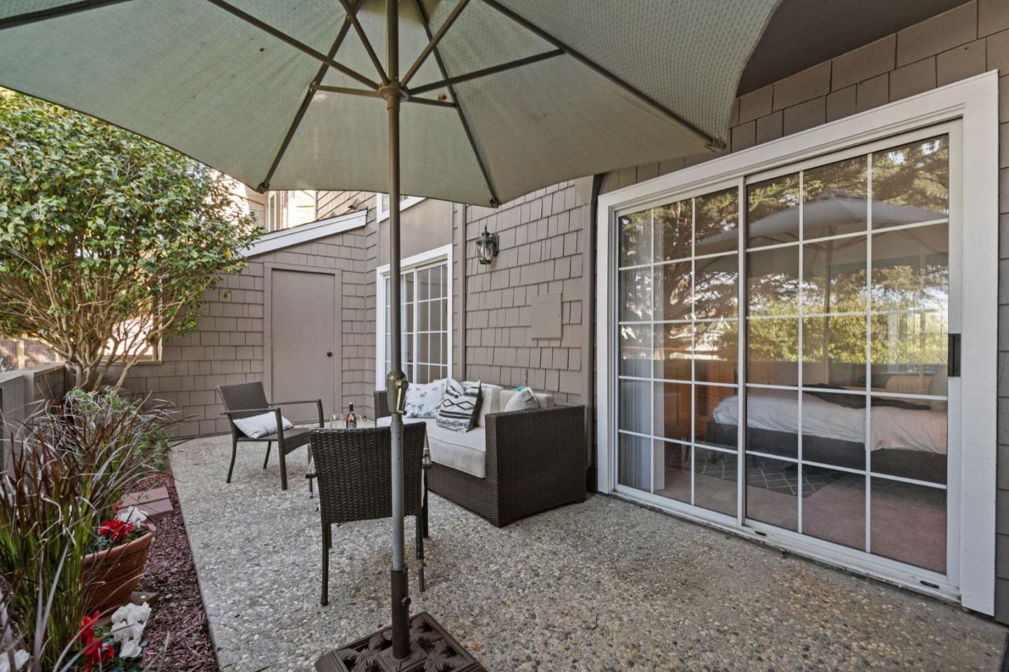 184 Seascape Ridge DR
