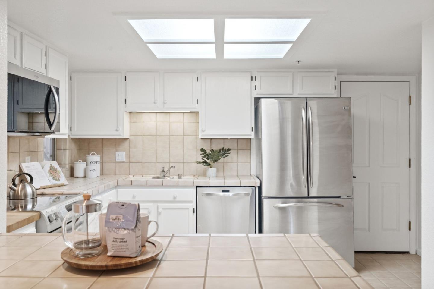 184 Seascape Ridge DR