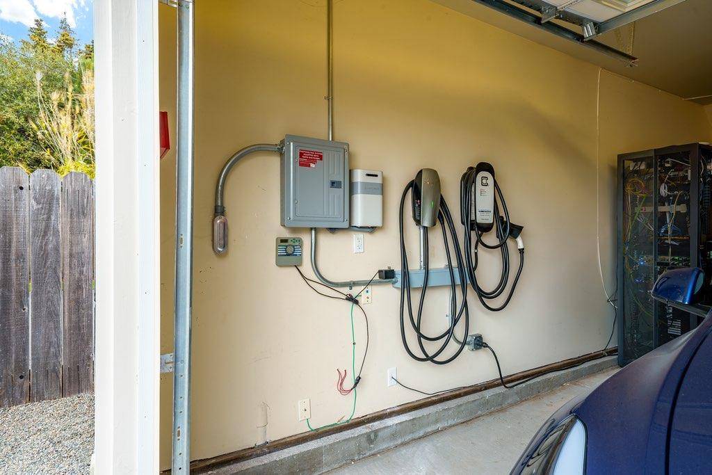 2216 Paul Minnie AVE