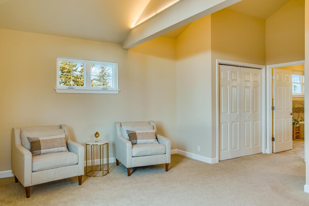 2216 Paul Minnie AVE