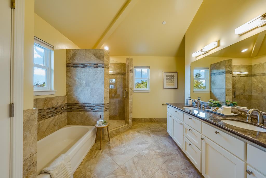 2216 Paul Minnie AVE