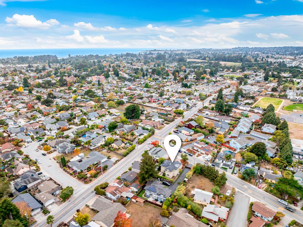 2216 Paul Minnie AVE