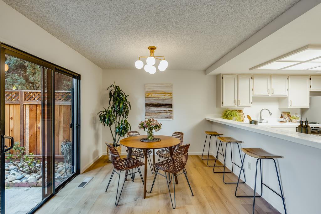 56 Jacklin PL