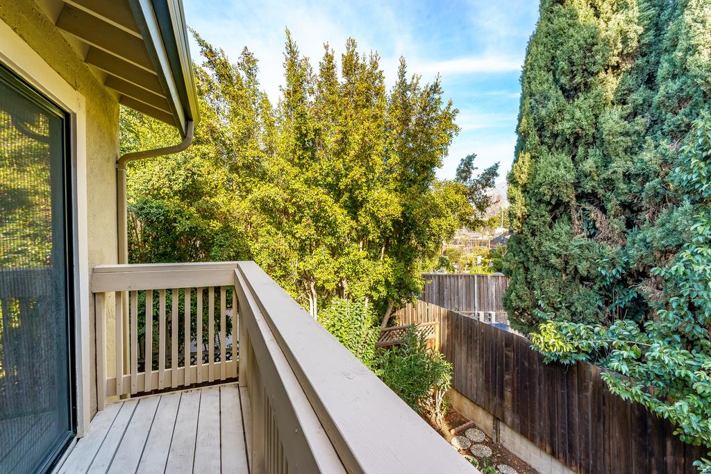 56 Jacklin PL