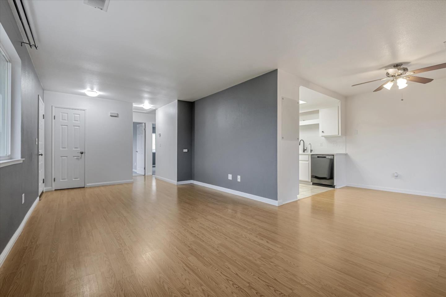 4420 Starboard CT
