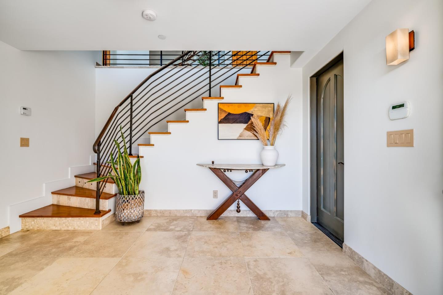 639 Beach DR