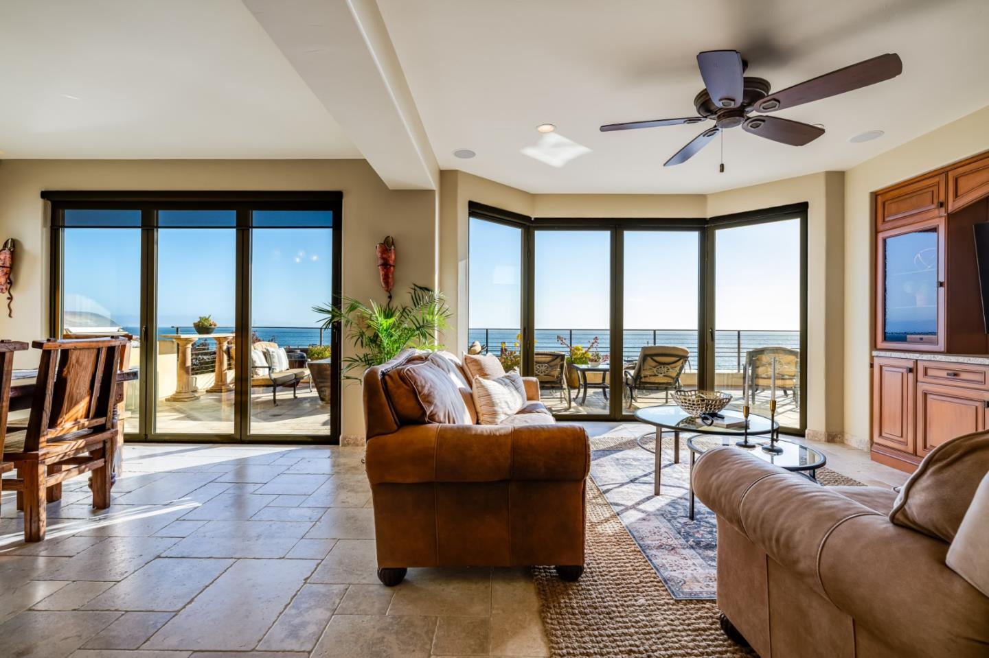639 Beach DR