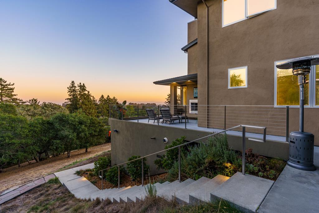 3765 Old Pilkington RD