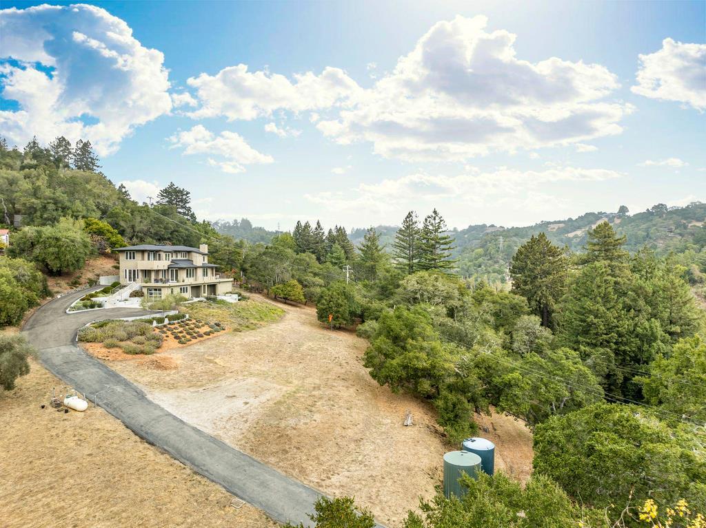 3765 Old Pilkington RD