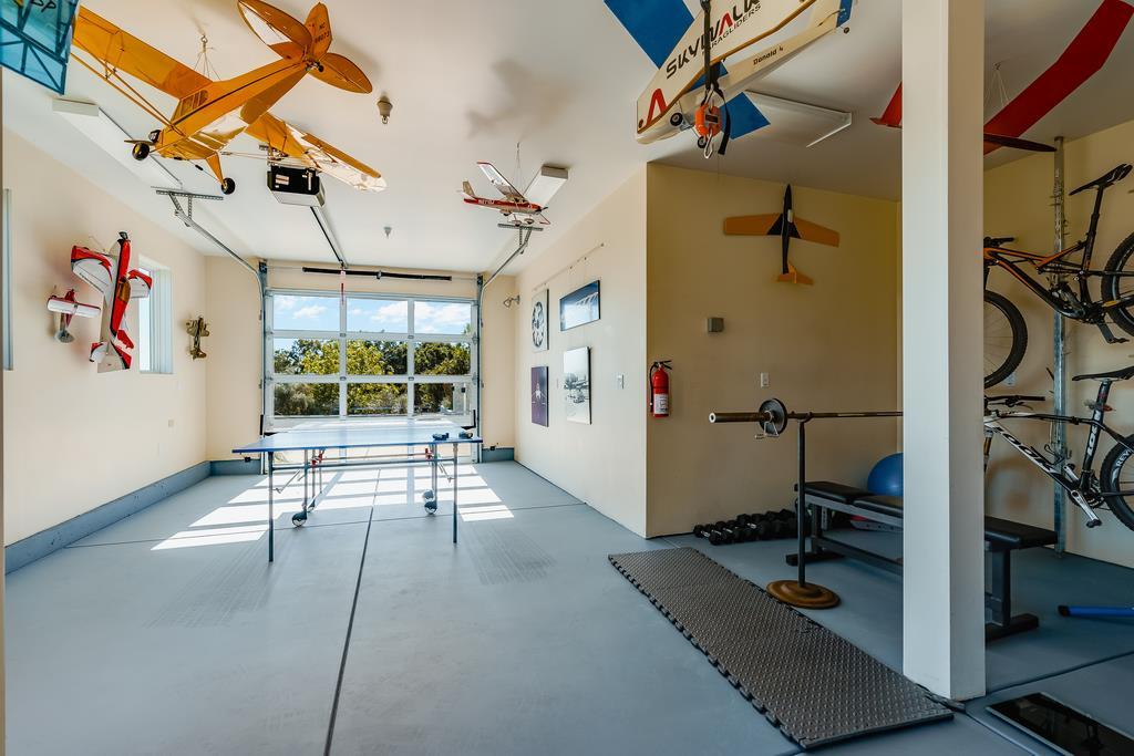 3765 Old Pilkington RD