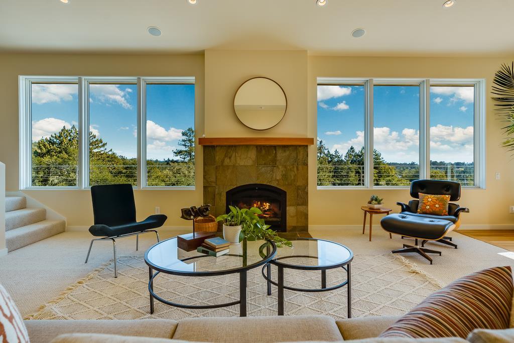 3765 Old Pilkington RD