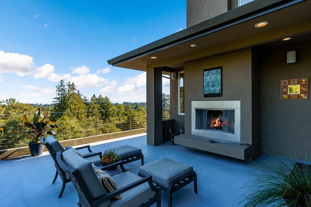 3765 Old Pilkington RD