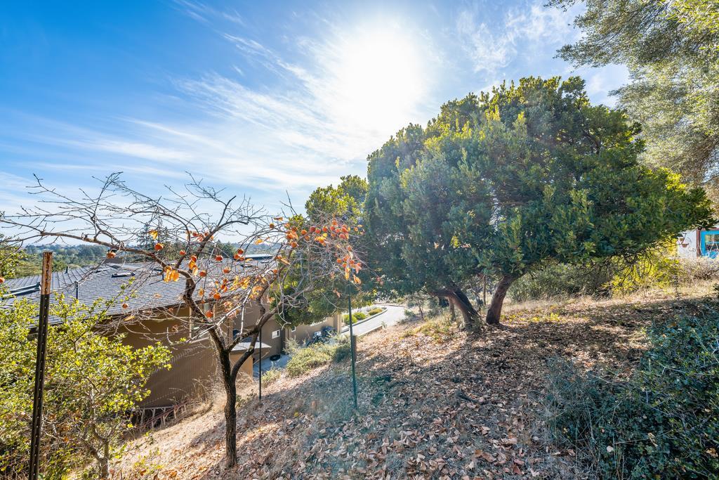 3765 Old Pilkington RD