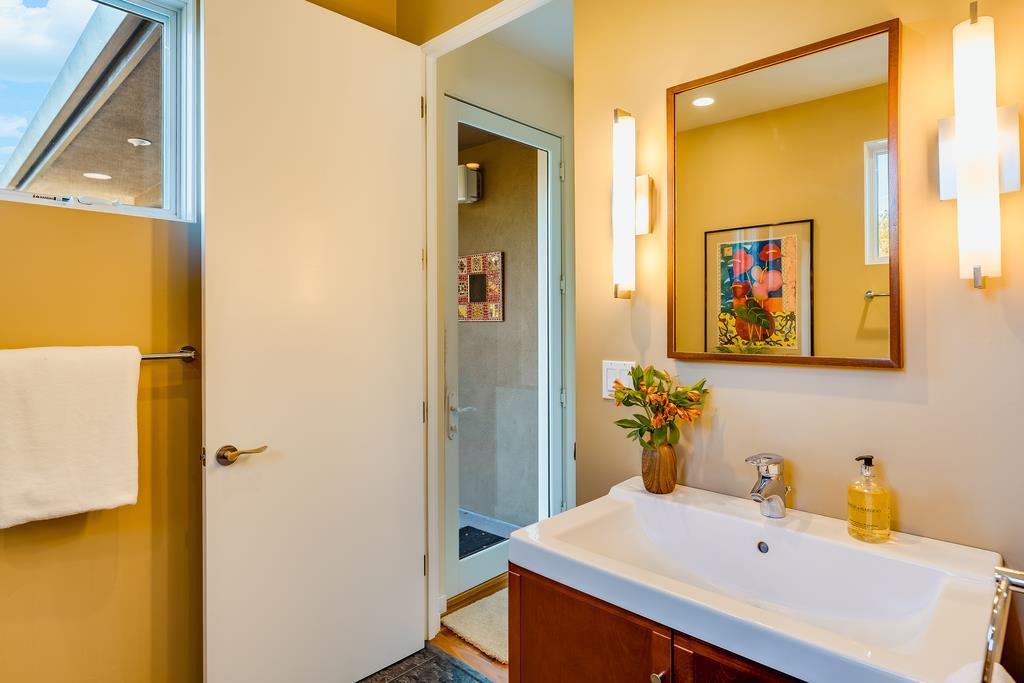 3765 Old Pilkington RD