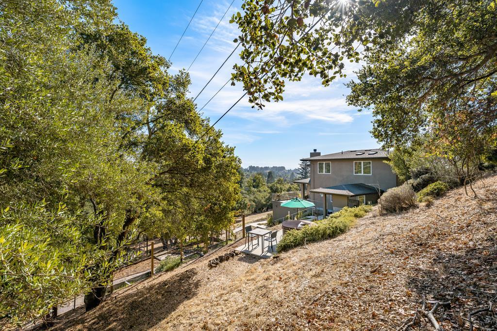 3765 Old Pilkington RD