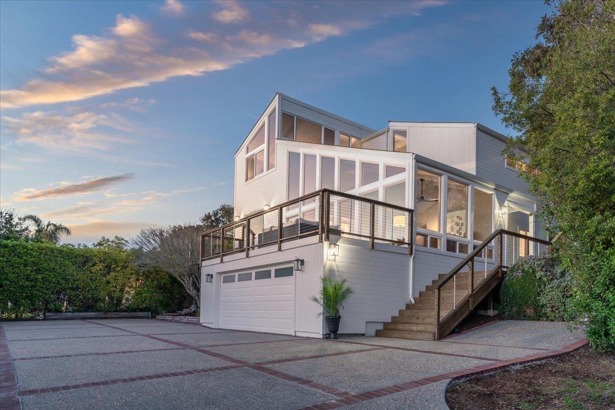 439 Vista Del Mar DR