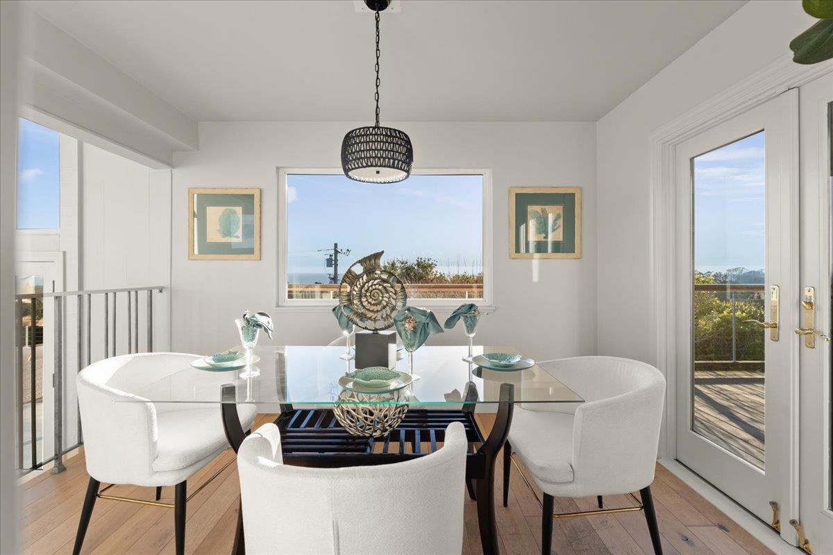 439 Vista Del Mar DR