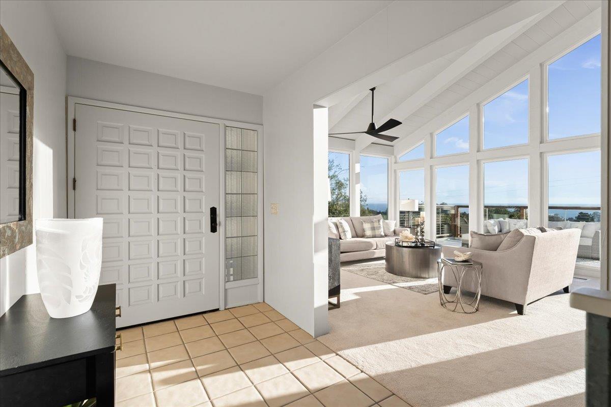 439 Vista Del Mar DR