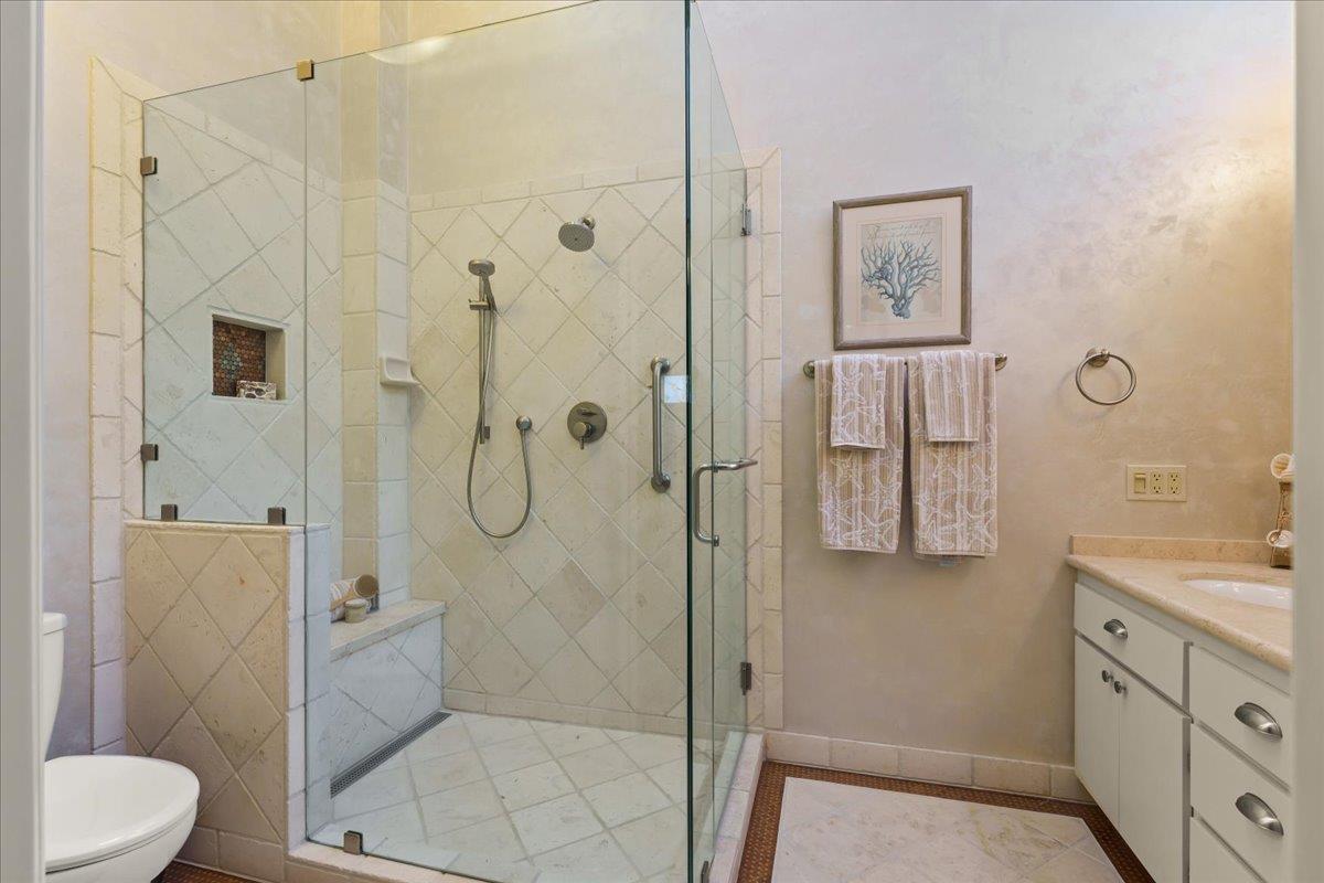 439 Vista Del Mar DR