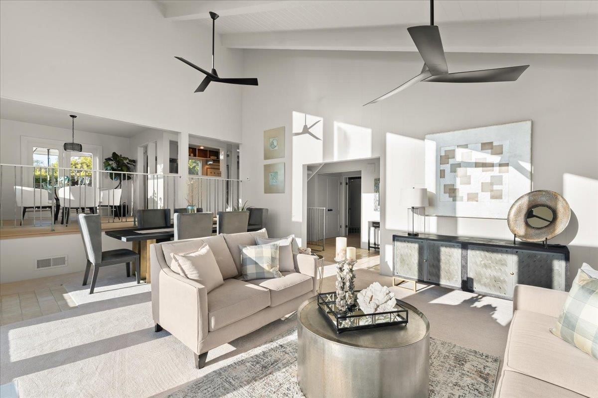 439 Vista Del Mar DR