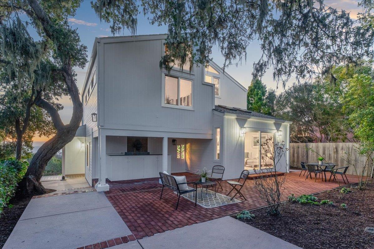 439 Vista Del Mar DR