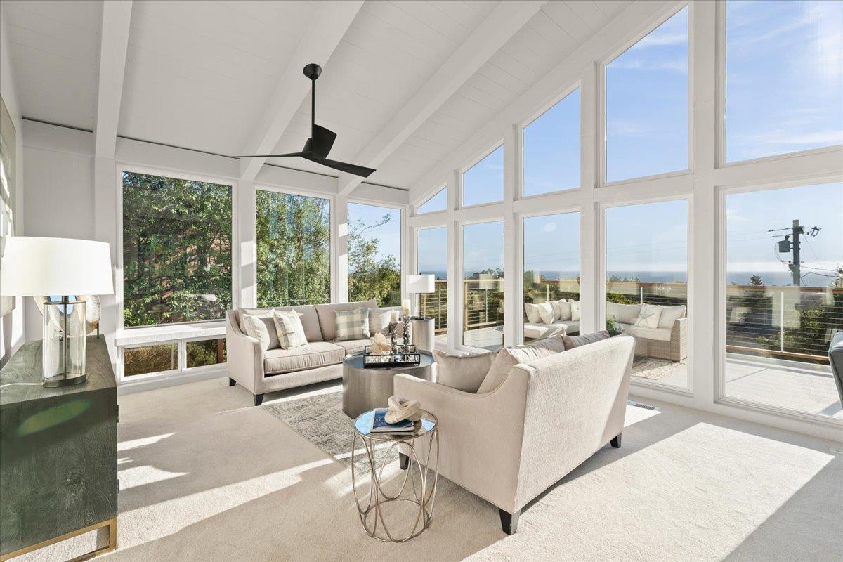 439 Vista Del Mar DR