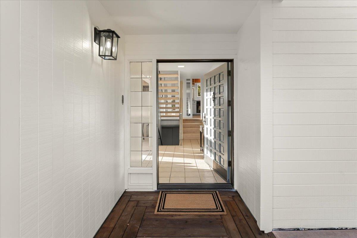 439 Vista Del Mar DR