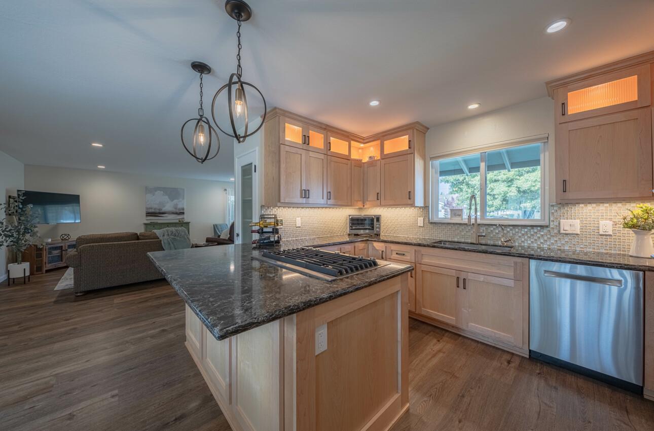 226 Encinada DR